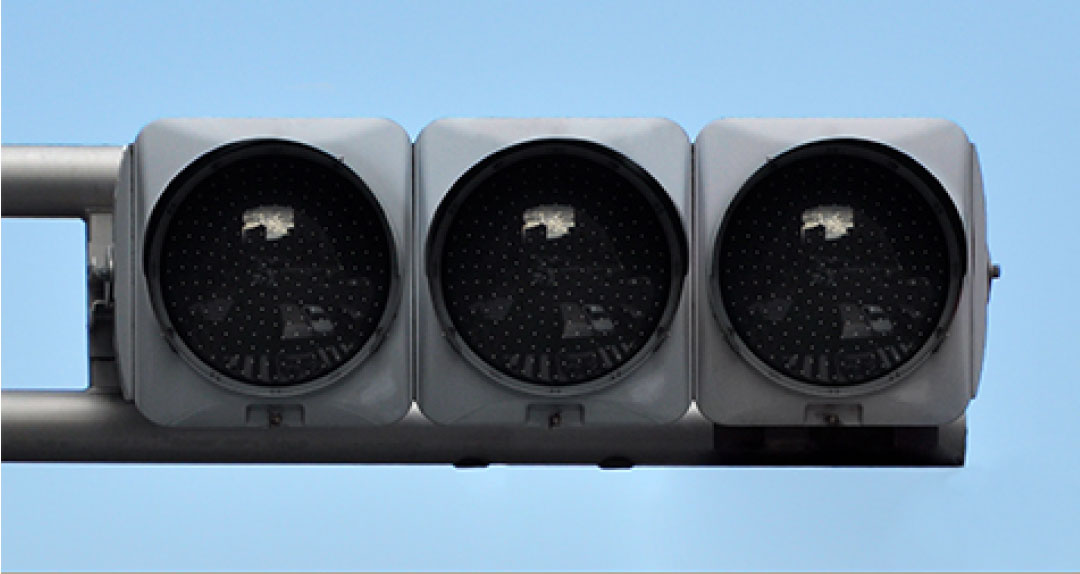 フレームレート30fpsまたは25fpsの場合 無点灯状態で撮影される可能性がある