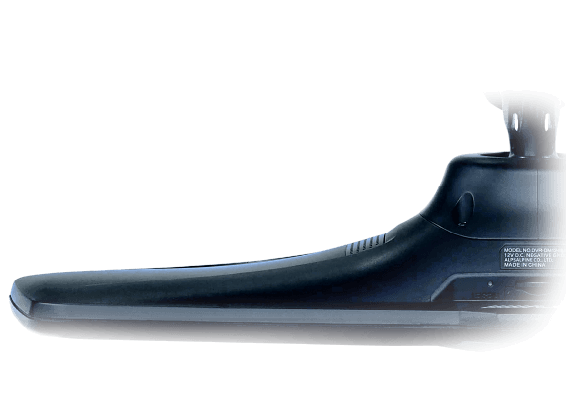 曲線美を感じるスマート＆スリムな薄型筐体