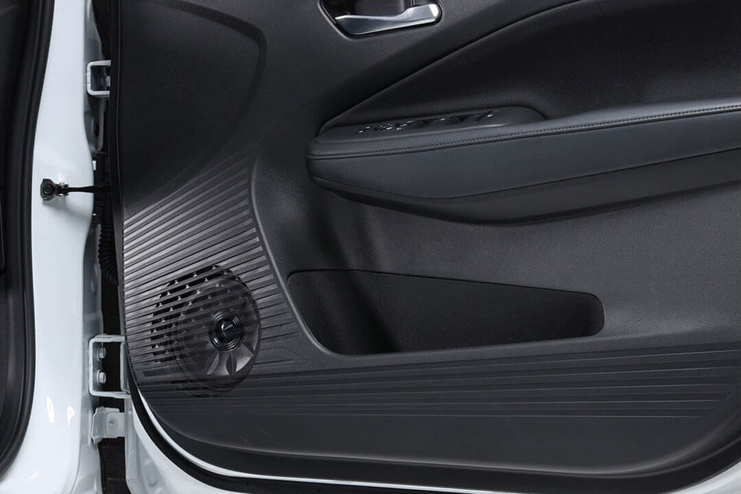 ドアウーファー