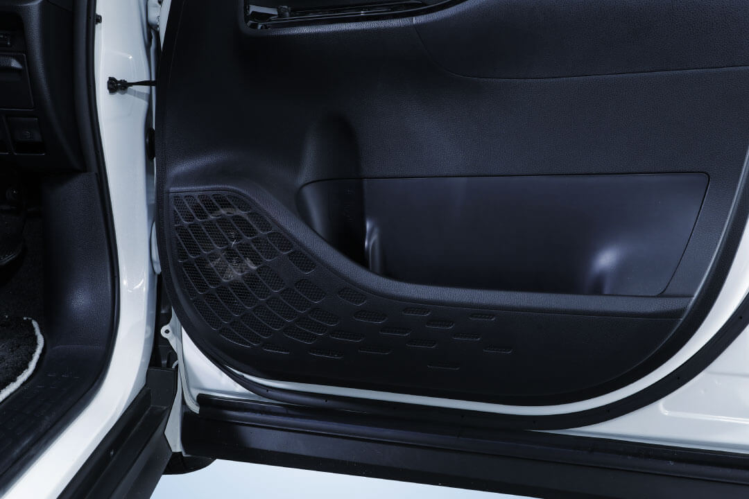 ノア/ヴォクシー/エスクァイア（80系）専用 メティオサウンド（グリル色：ガンメタリック） MS-165-NVE-80