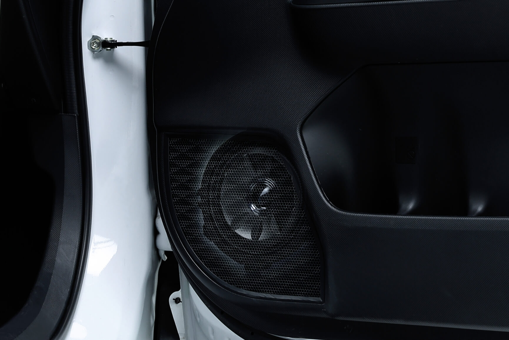 ドアウーファー