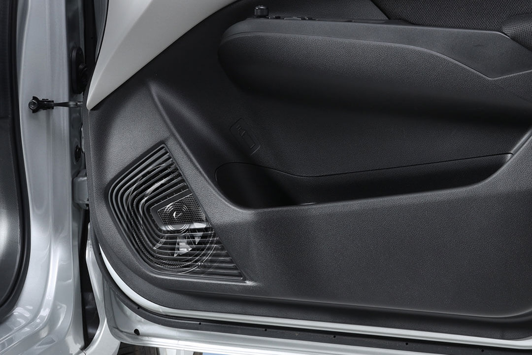 ドアウーファー